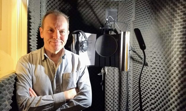Indie Of The Month – Kerry Voice
